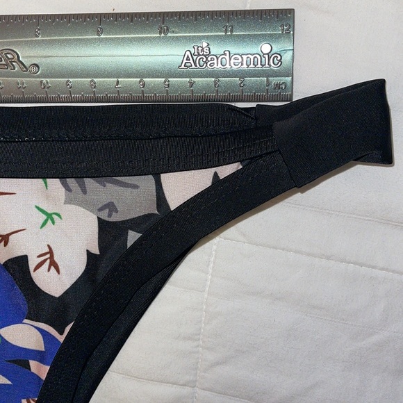 Bikini Thong Pant Small - Picture 4 of 5